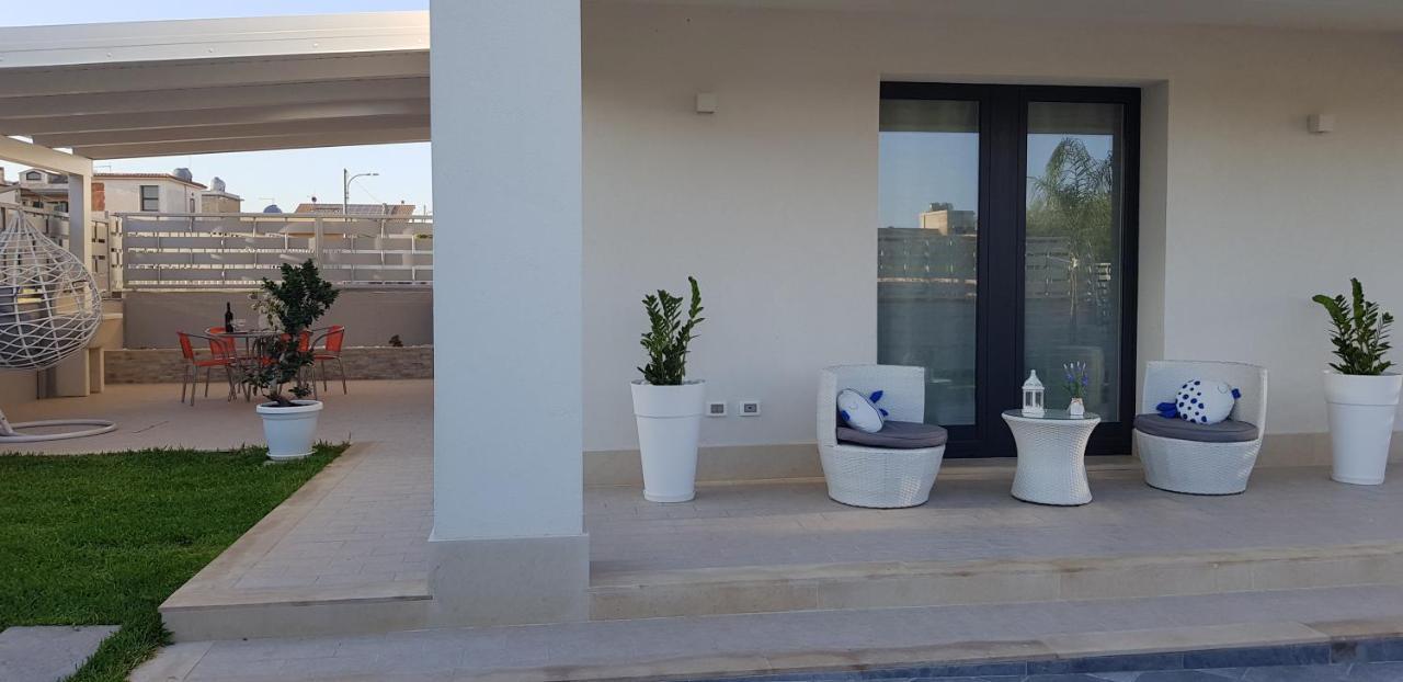 Villa Solemar Holidays อาโวลา ภายนอก รูปภาพ
