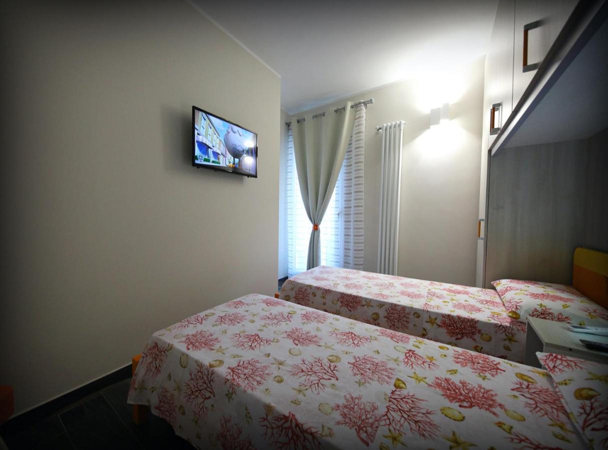 Villa Solemar Holidays อาโวลา ภายนอก รูปภาพ