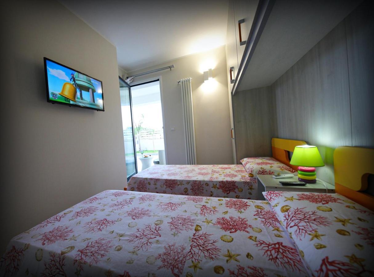 Villa Solemar Holidays อาโวลา ภายนอก รูปภาพ