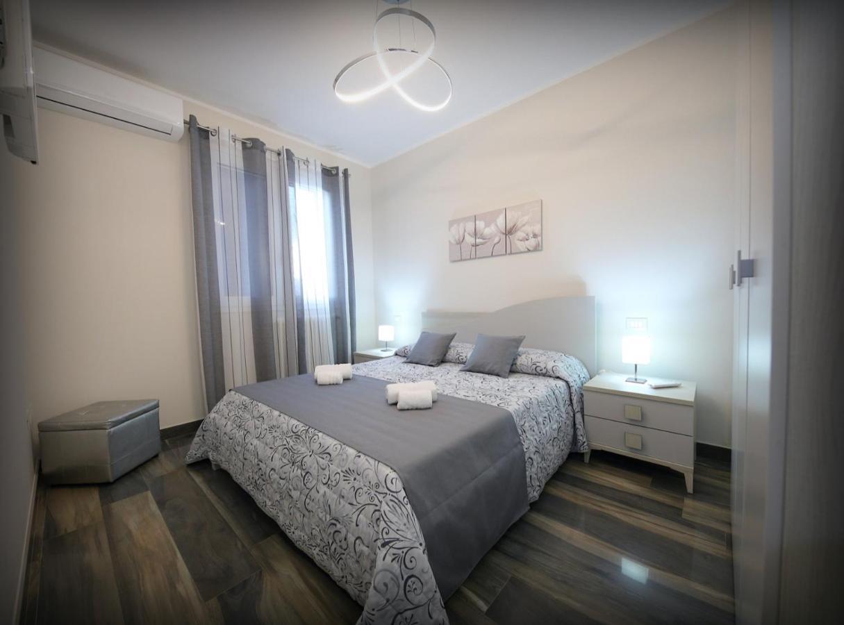 Villa Solemar Holidays อาโวลา ภายนอก รูปภาพ