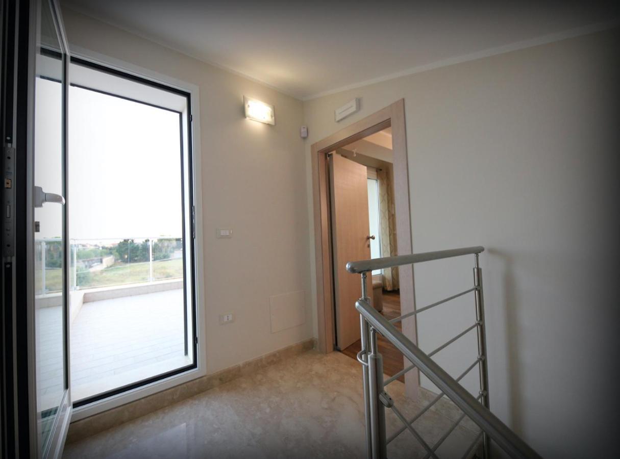 Villa Solemar Holidays อาโวลา ภายนอก รูปภาพ